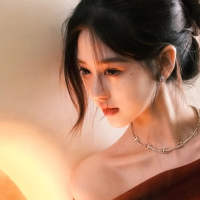 幽灵与未亡人